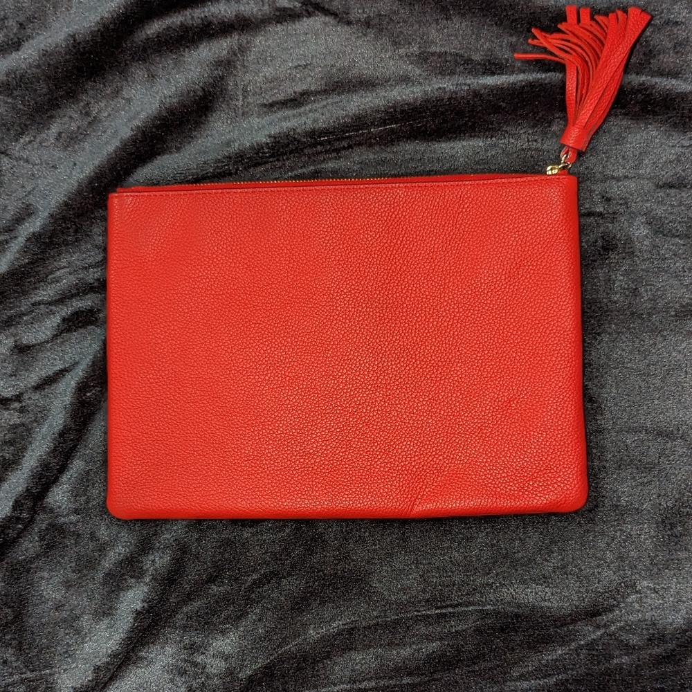 Kate Spade Leather Clutch Wristlet Pouch Red Tassel EUC w/KS Bag Brand Embossed - Picture 4 of 7